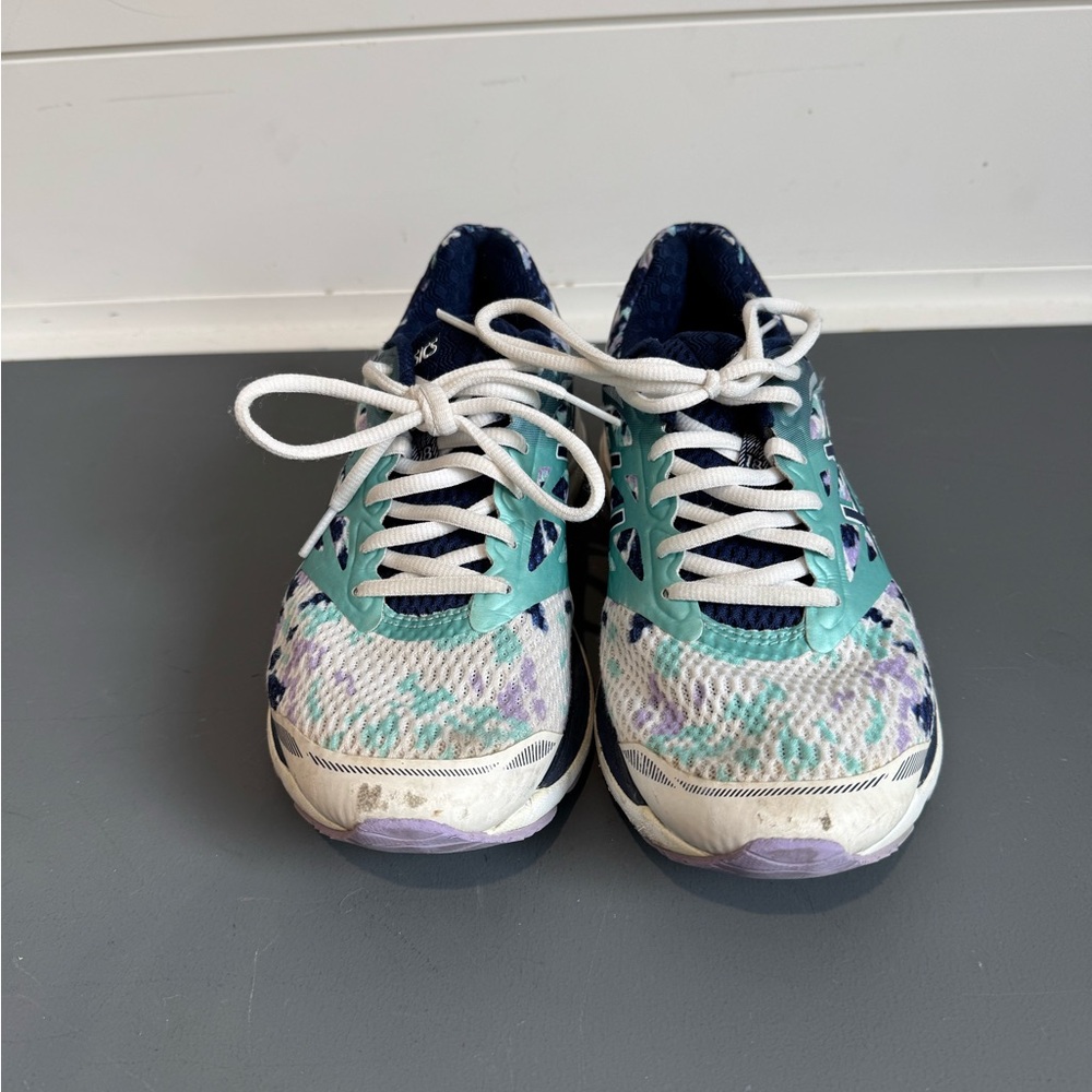 Asics Gel Cumulus 18 Women’s Running Shoes - Size 9